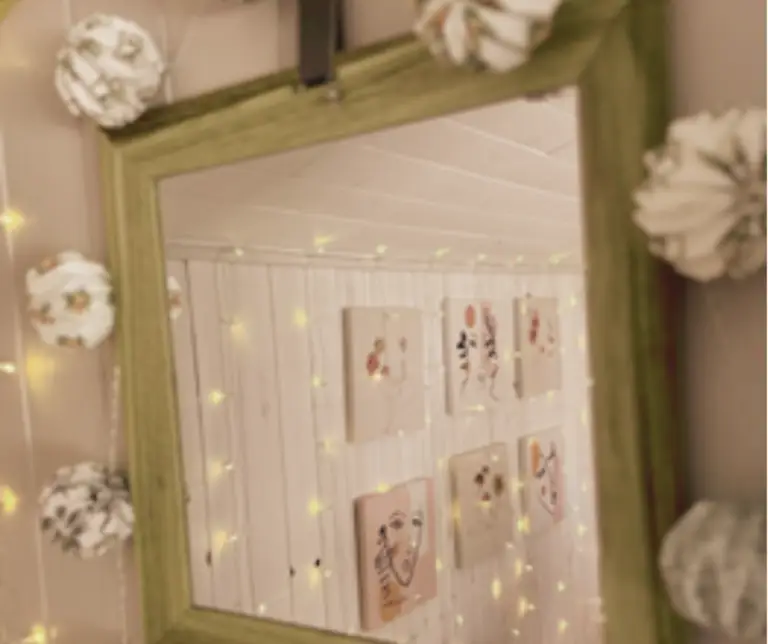 photo d'un miroir dans la cabane
